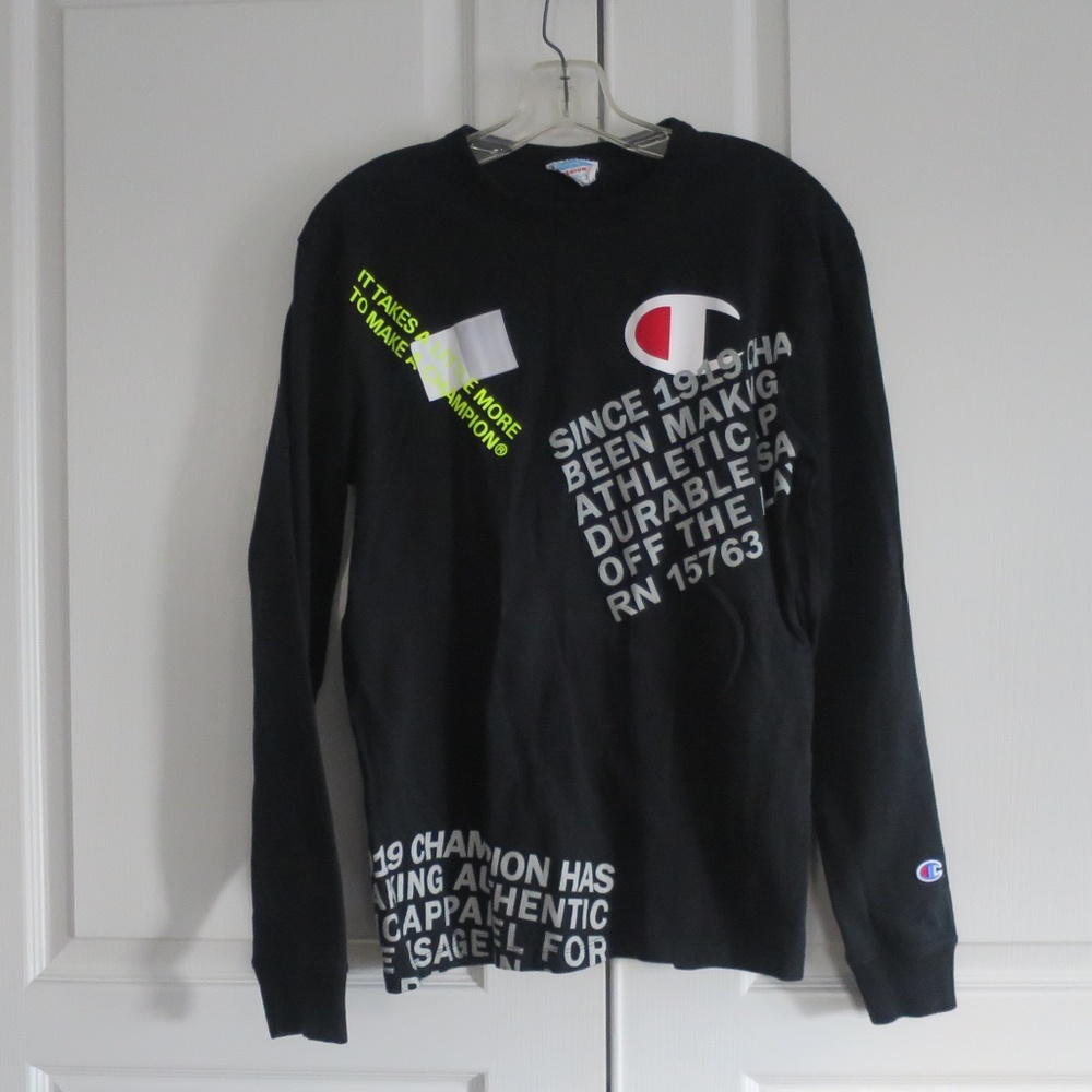 NWOT! CHAMPION LS TEE Activewear Streetwear Cotton Size M w/Logos & Graphics